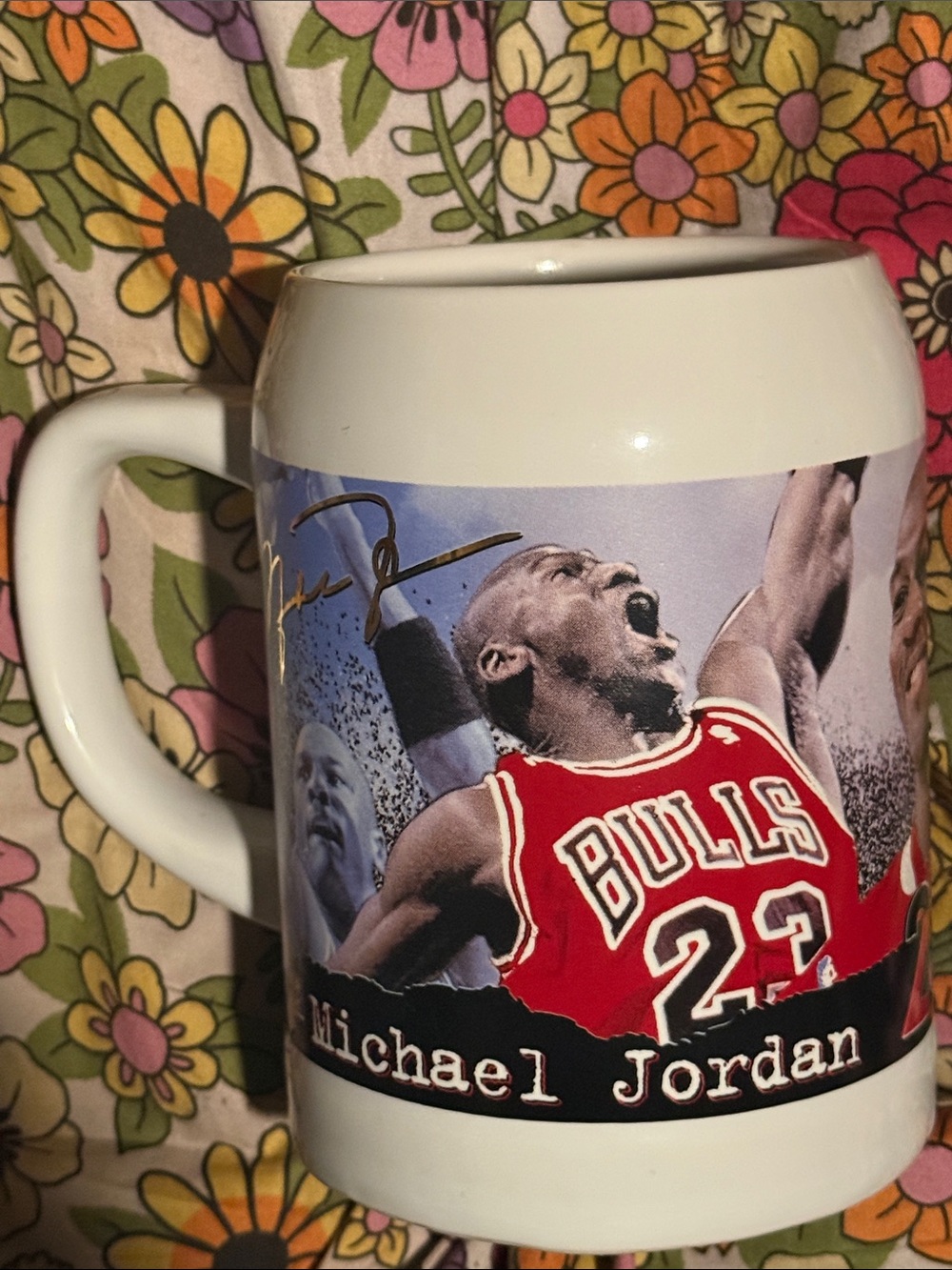 Michael Jordan Chicago Bulls 1997 Mug!! (Vintage)